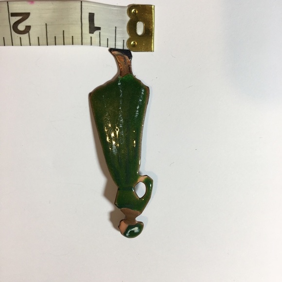 VINTAGE brooch pin Lady in the green dress - Picture 7 of 7